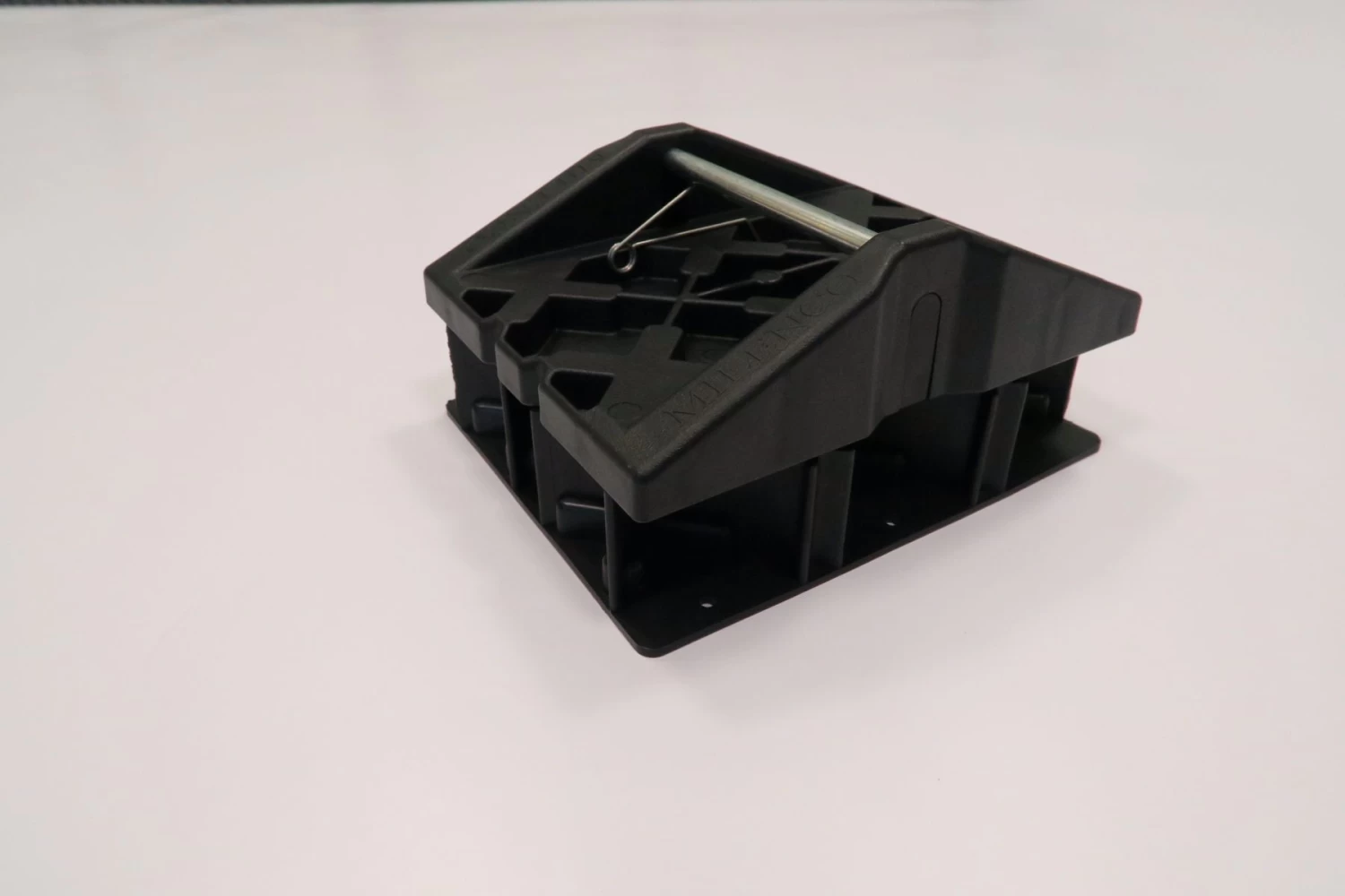 Milenco Stacka Jacka Pads - 4 Pack 4 Milenco Stacka Jacka Pads - 4 Pack - Image 2