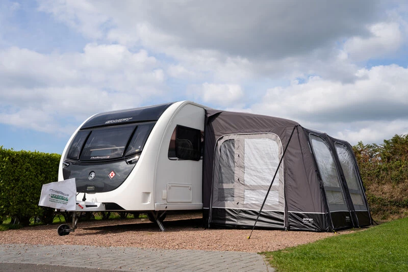 Vango Balletto Air 330 Elements ProShield Caravan Awning WIth Free Carpet 13 Vango Balletto Air 330 Elements ProShield Caravan Awning WIth Free Carpet - Image 11