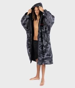 Dryrobe Advance Long Sleeve Black Camouflage - RECYCLED -Camping Promotion Black Camo 2 2024x2024 28448b60 1a2e 4839 b7e0 fe8b88180f3a