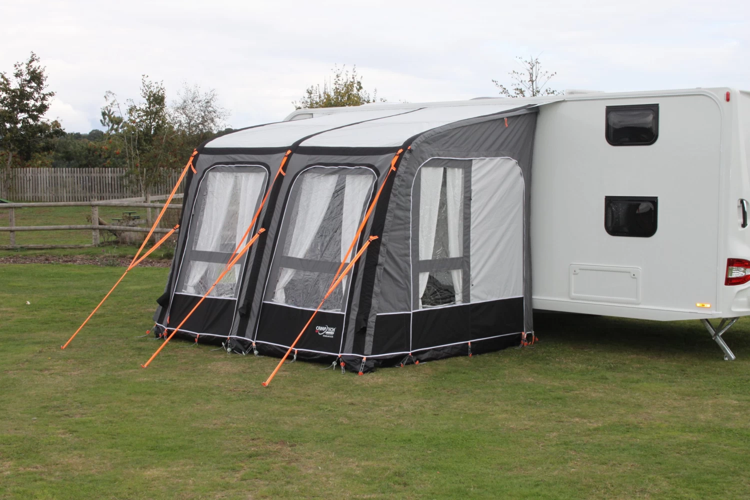 Camptec Starline Elite Air Awning 390 3 Camptec Starline Elite Air Awning 390