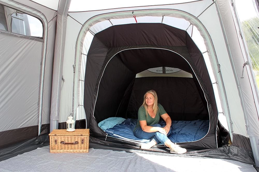 Outdoor Revolution Cayman Air Midline 220cm - 255cm Drive Away Awning 11 Outdoor Revolution Cayman Air Midline 220cm - 255cm Drive Away Awning - Image 9